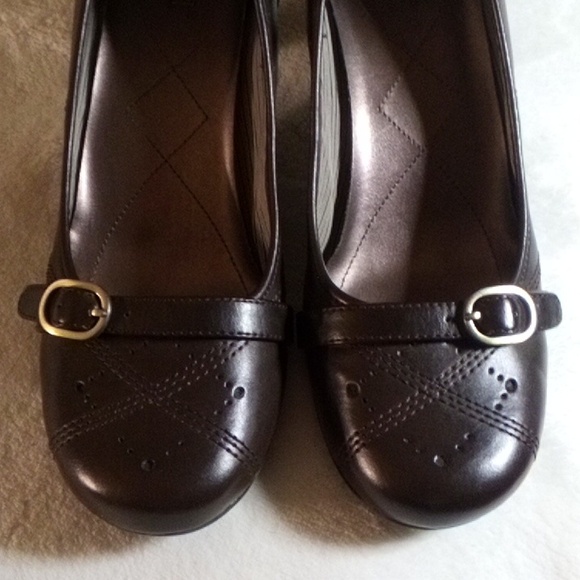 MUDD WOMENS BROWN BUCKLED DRESS IN BOX LIKE NEW PSHOES SIZE 8 - Picture 5 of 12